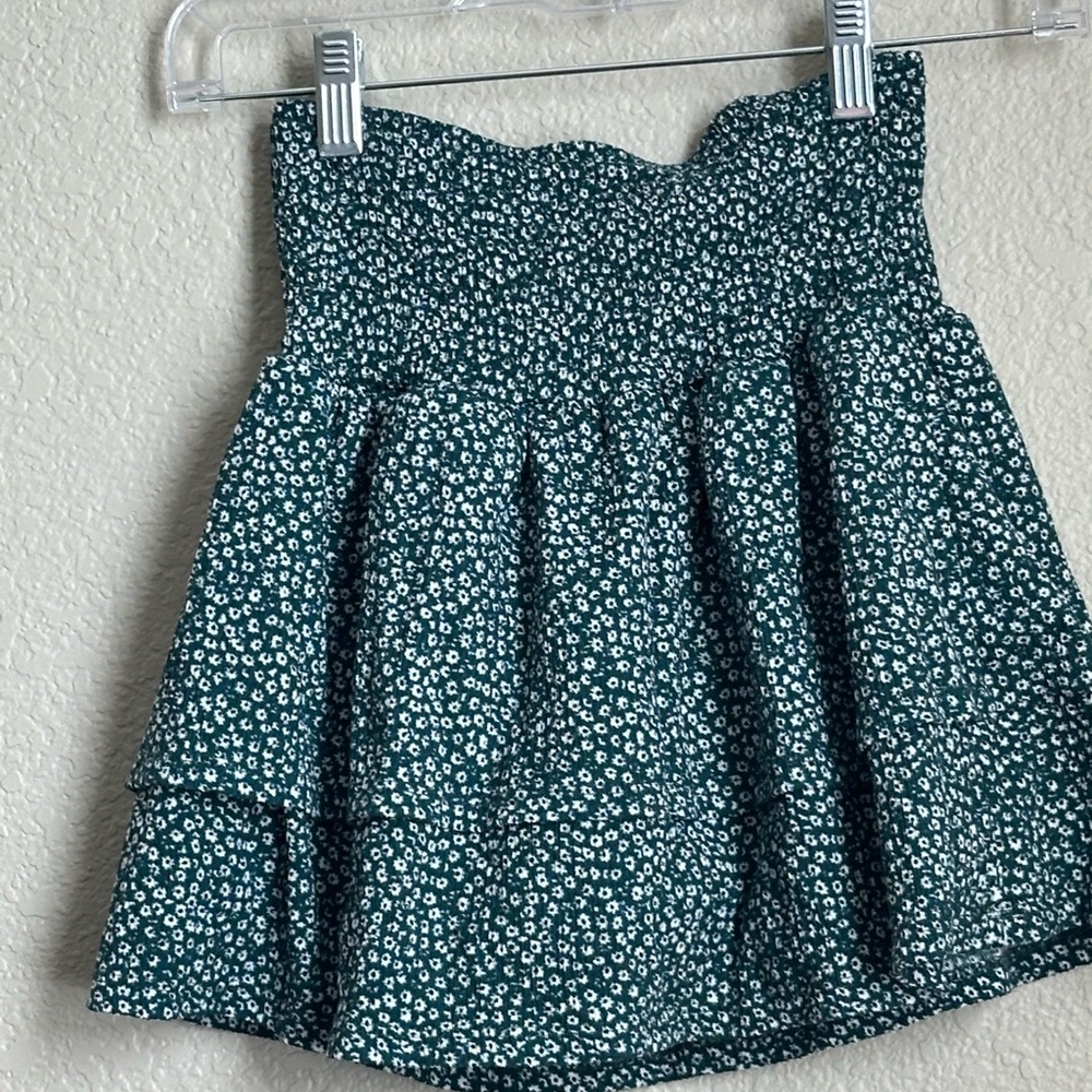Zara skirt Elegant White and Green Fabric